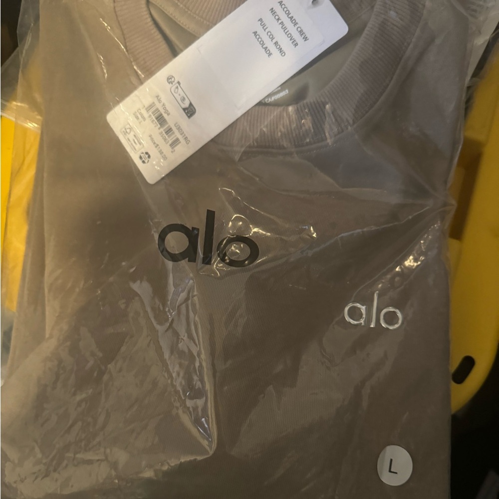 Alo Accolade Black Crewneck Sweater Large